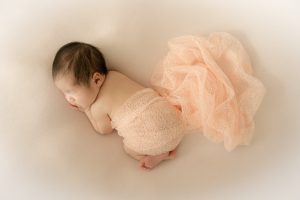 タイニートーズ新生児フォトニューボーンフォト女の子生後0ヶ月