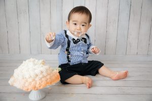 タイニートーズ男の子赤ちゃん島田市藤枝市焼津市静岡市1歳1才誕生日記念写真ケーキスマッシュケーキ